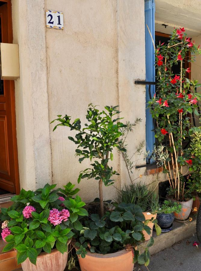 Loft Apartment , La Terrasse Centre Ville D'Arles, Exterior foto